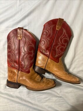 Classic Two-Tone Red and Tan Kids Western Cowboy Boots size 6 by Old West